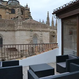 Tuguest Palacio De La Madraza Apartamento
